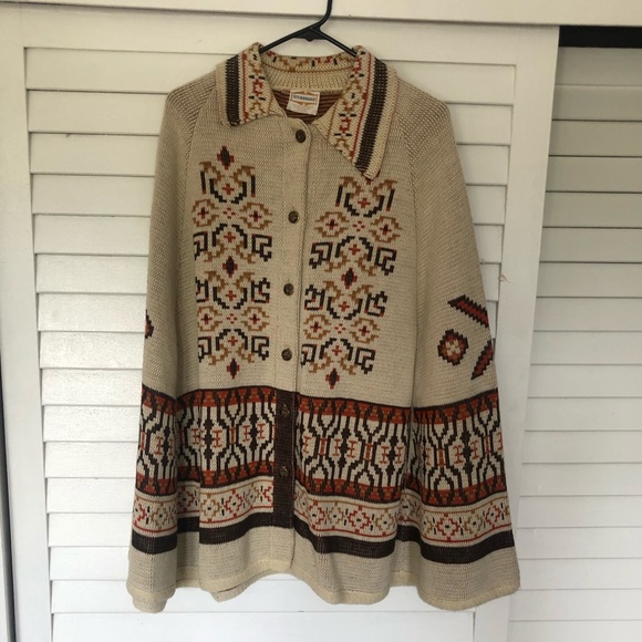 Vintage 1970s Sweater Cape - Picture 2 of 3